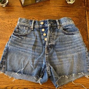 pacsun jean shorts!